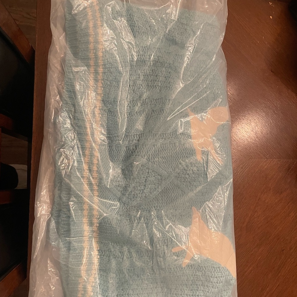 Taylor Swift 1989 cardigan